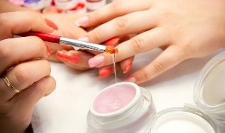 What To Know About Gel Nail Extensions