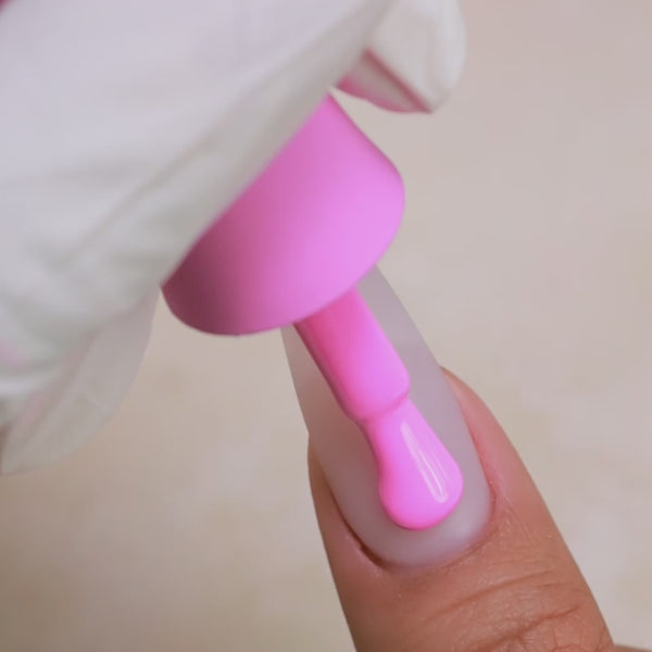 Kiara Sky Gel Pro HFG038 Chic Babe applied to nail
