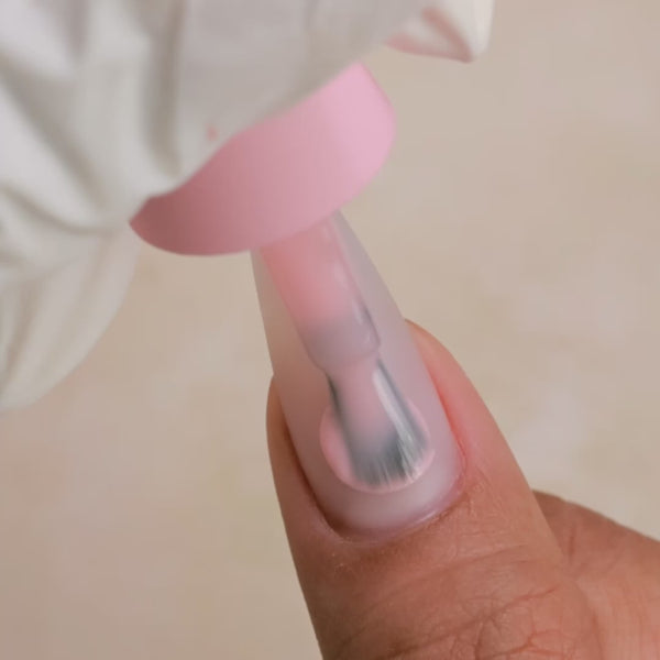Kiara Sky Gel Pro HFG016 Cashmere Cutie applied to nail