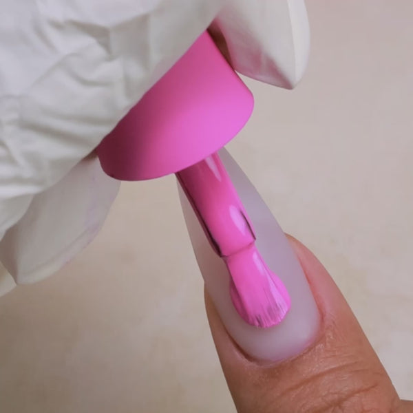 Kiara Sky Gel Pro HFG070 All The Hype applied to nail