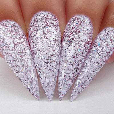 D497 Stiletto Nails