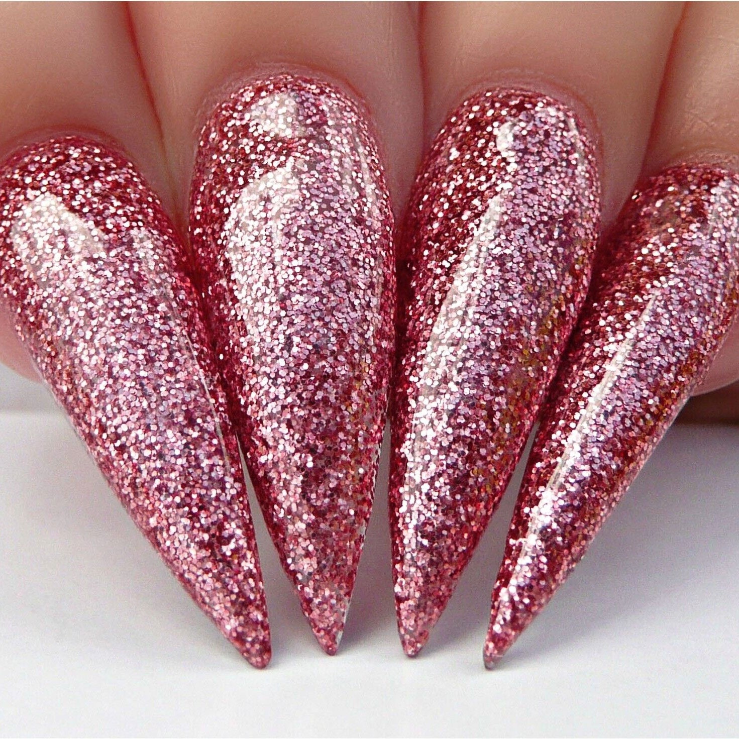 D585 Stiletto Nails