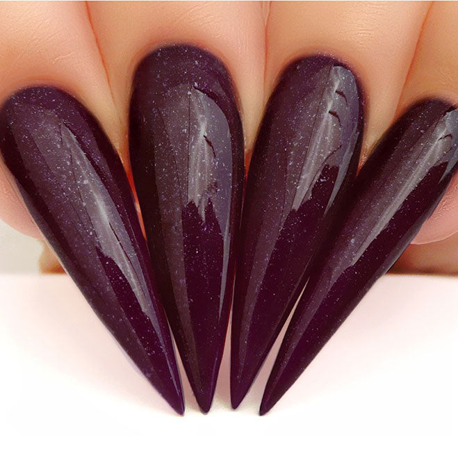 D429 Stiletto Nails