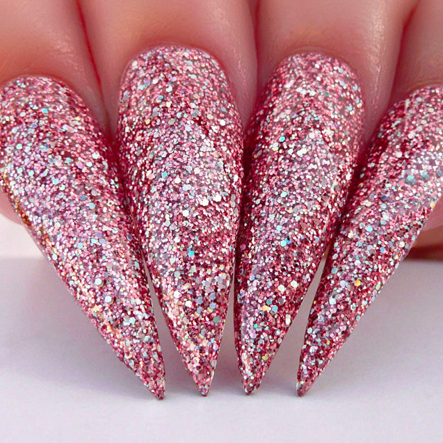 D476 Stiletto Nails