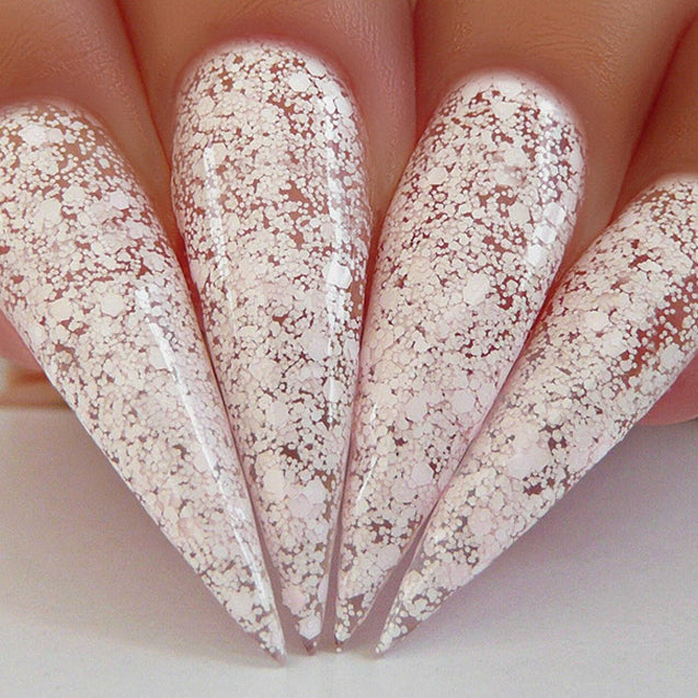 D495 Stiletto Nails