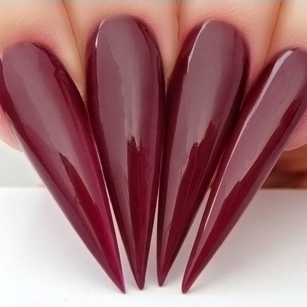 D624 Stiletto Nails