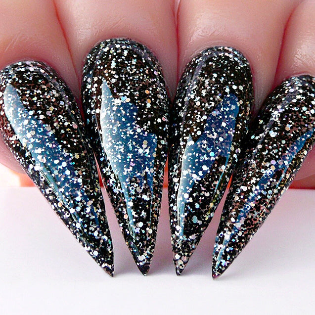 N436 Stiletto Nails