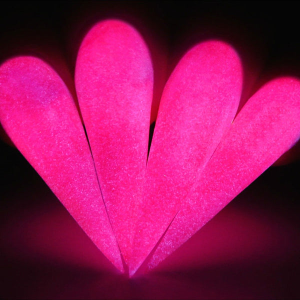 DG108 Glowing Stiletto Nails
