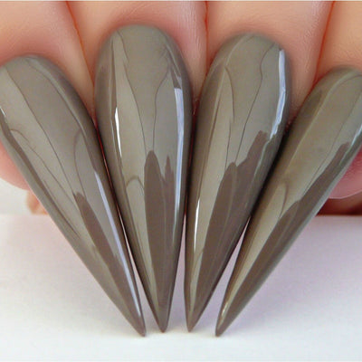 N599 Stiletto Nails