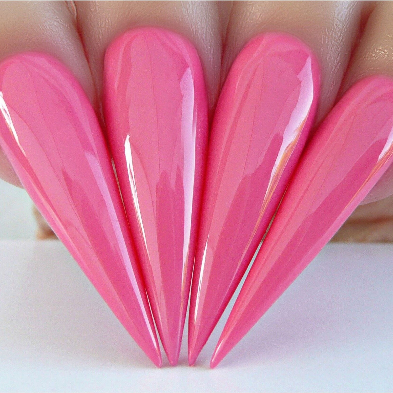 N615 Stiletto Nails