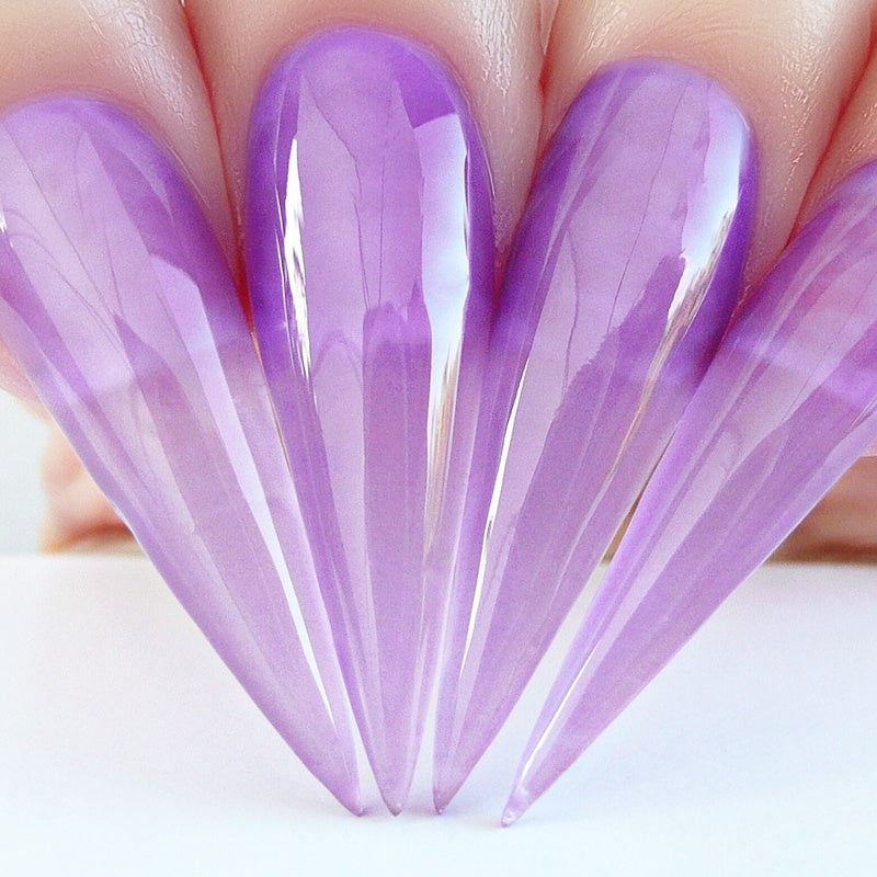 G4004 Stiletto Nails