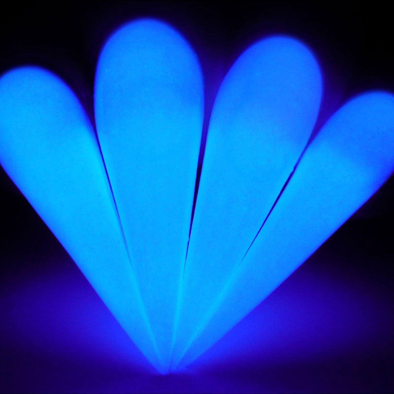 DG143 Glowing Stiletto Nails