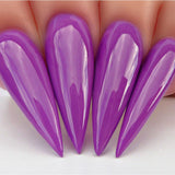 D590 Stiletto Nails