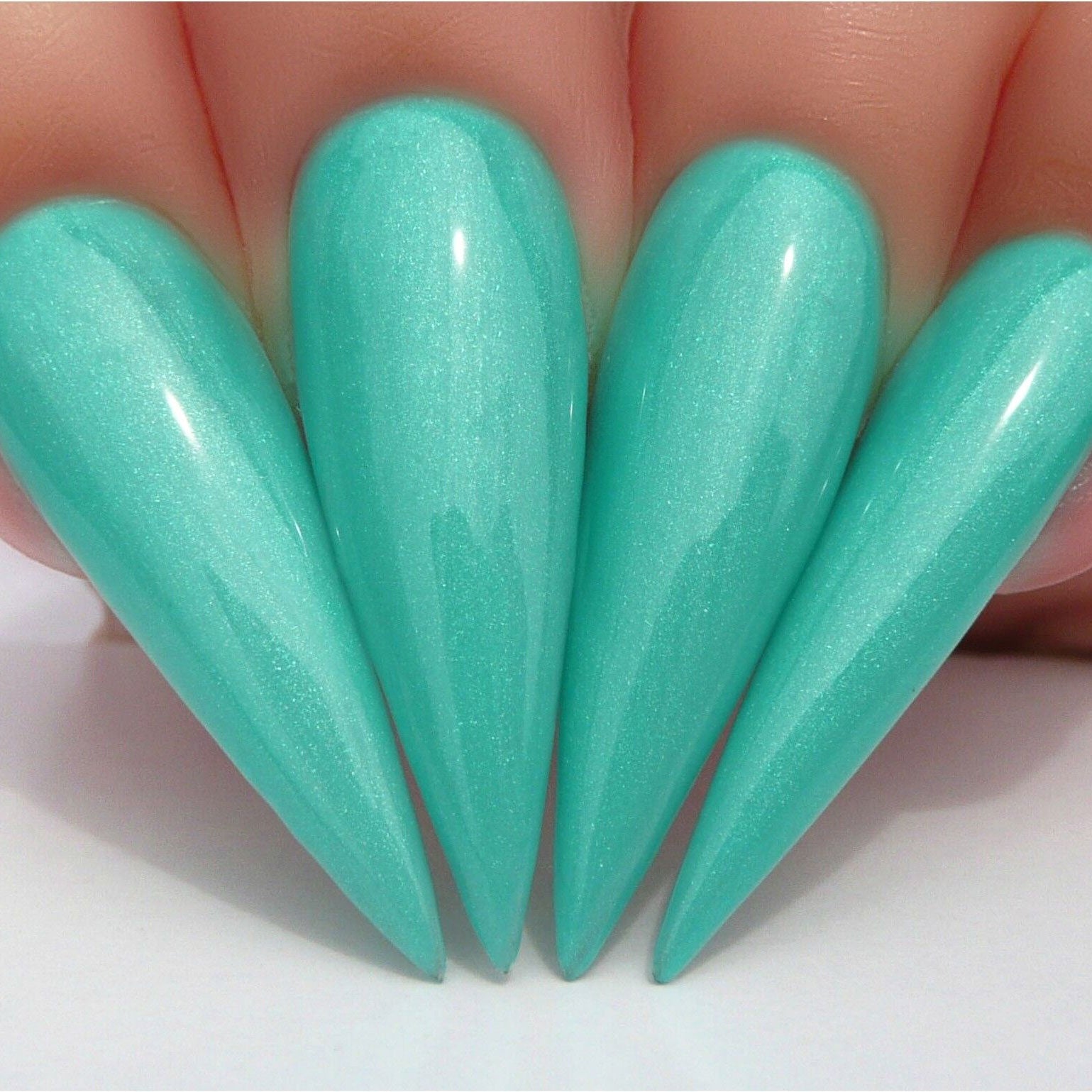 D610 Stiletto Nails