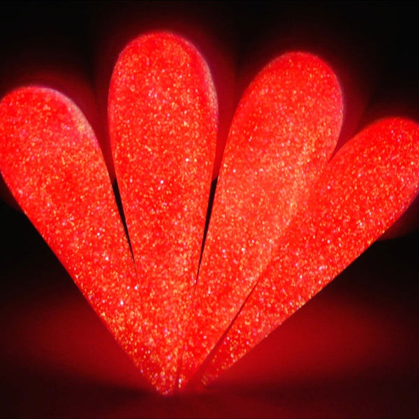 DG132 Glowing Stiletto Nails